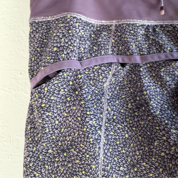 Lululemon Run Speed Short 4-way Stretch
Dottie Mum Deep Coal Mauvelous Size 10 - Picture 4 of 7